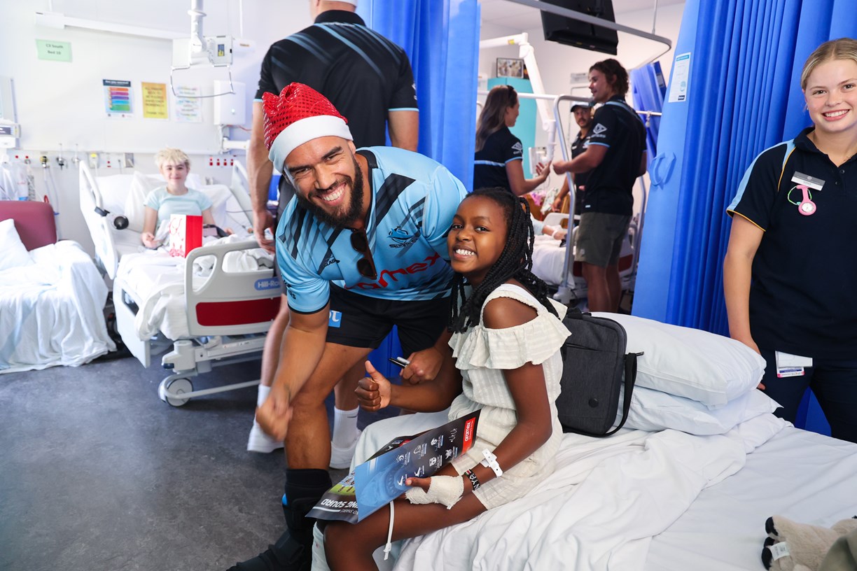 Sharks Deliver Festive Cheer To Young Hospital Patients Sharks