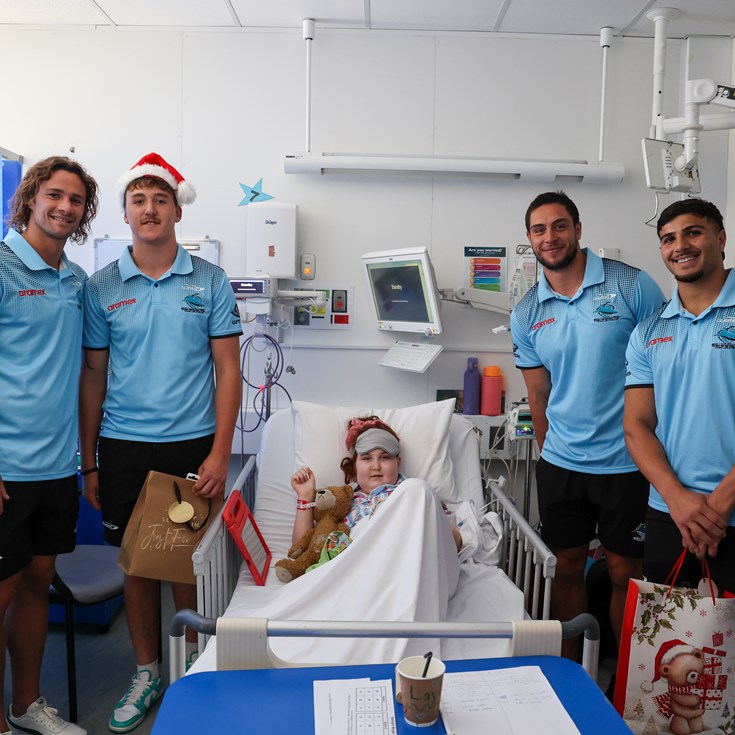 Sharks spread Christmas cheer in community blitz